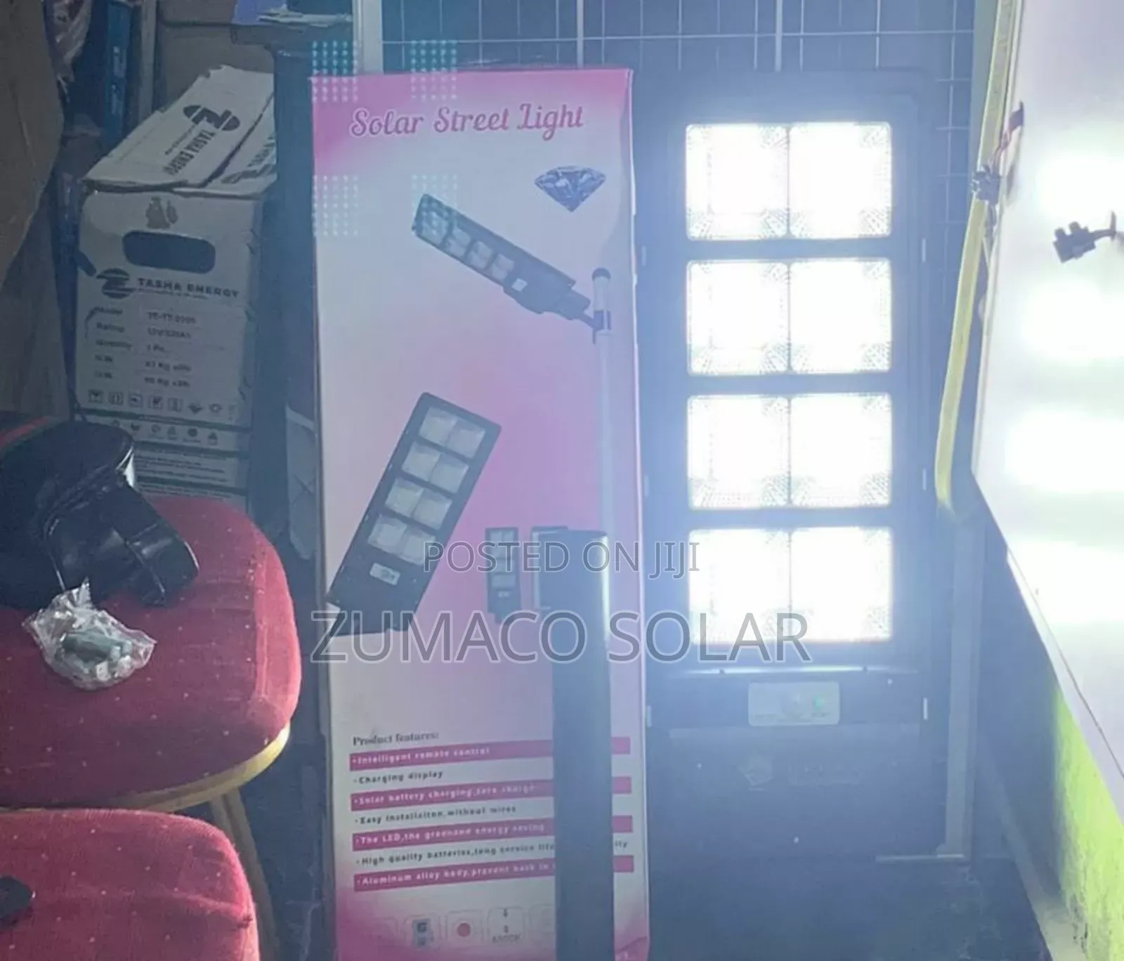 Quality Standard 800watts Solar Security Street Light