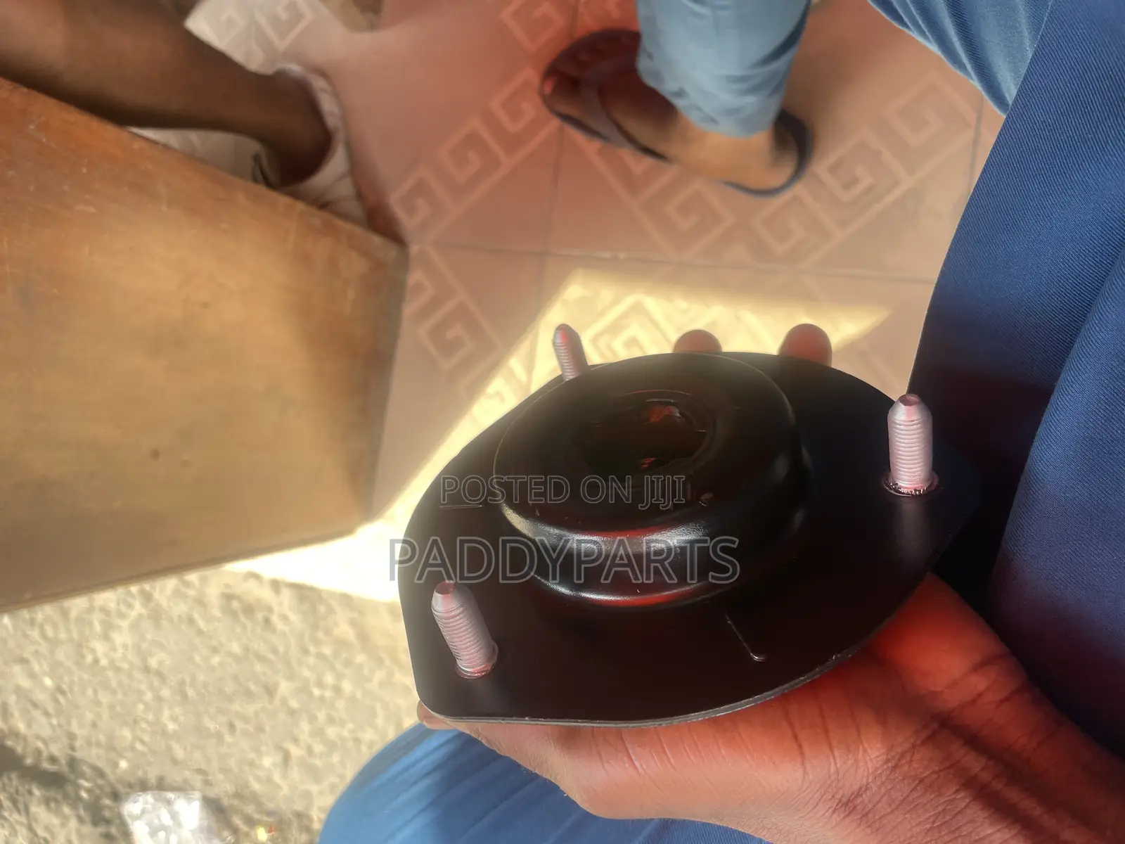 Lexus Rx350 Shock Absorber Mount