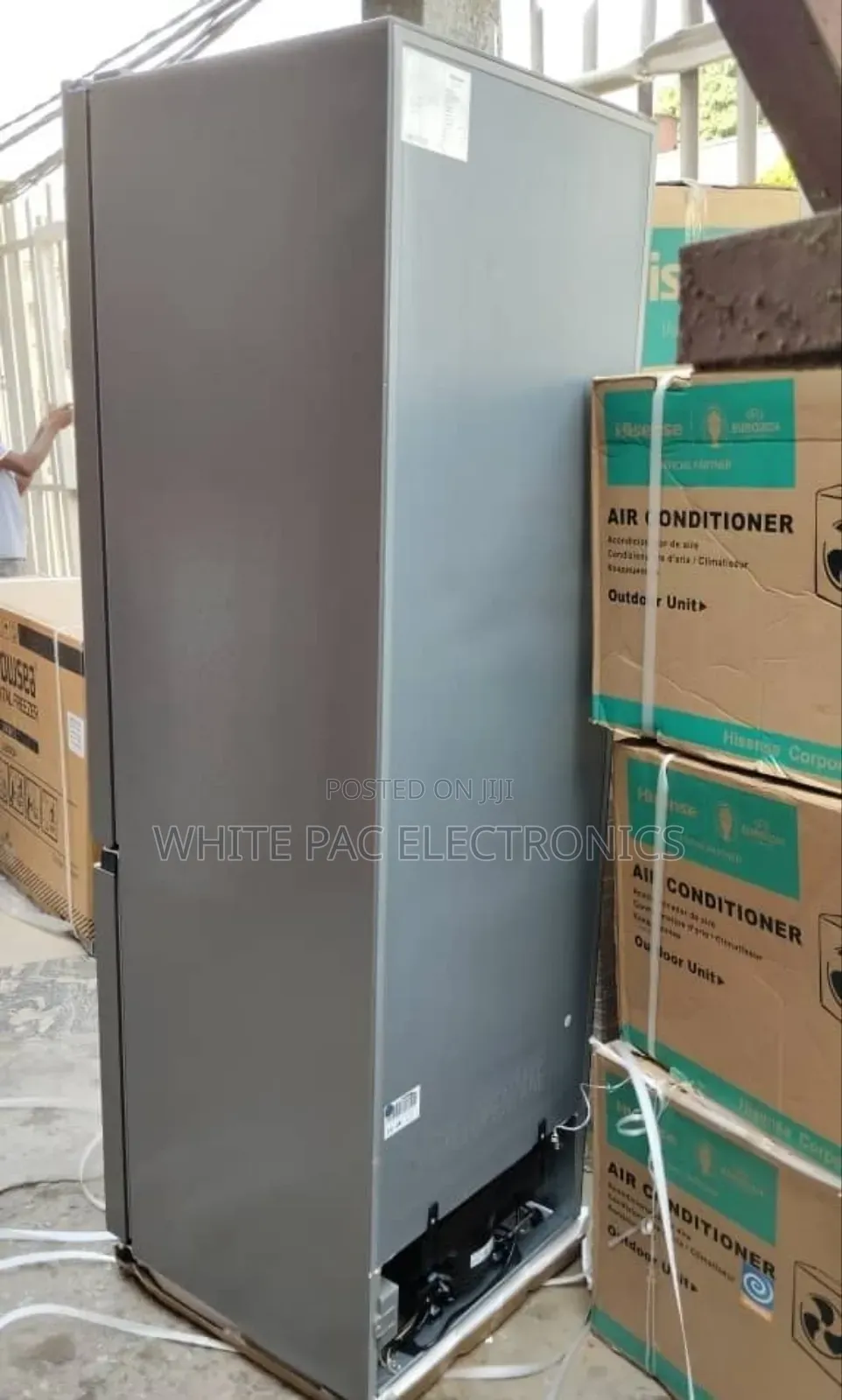 Original>Hisense Glass Face 350 L With Dispenser Double Door