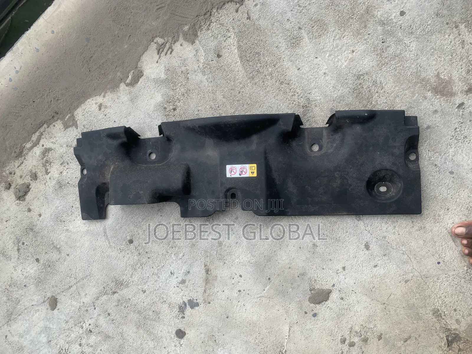 Front Chassis Plastic Toyota RAV4 2020