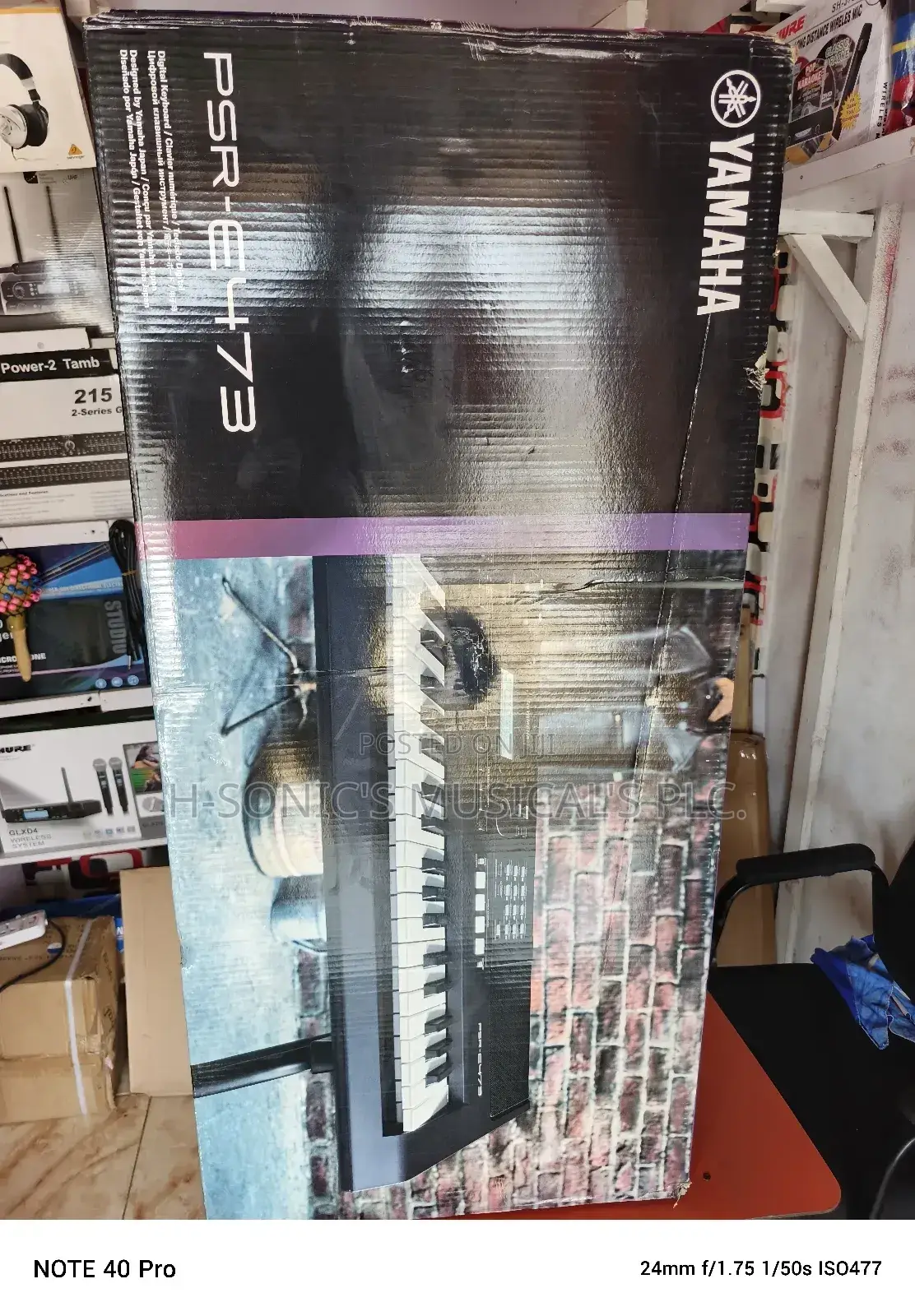 Original Yamaha PSR E473 Keyboard