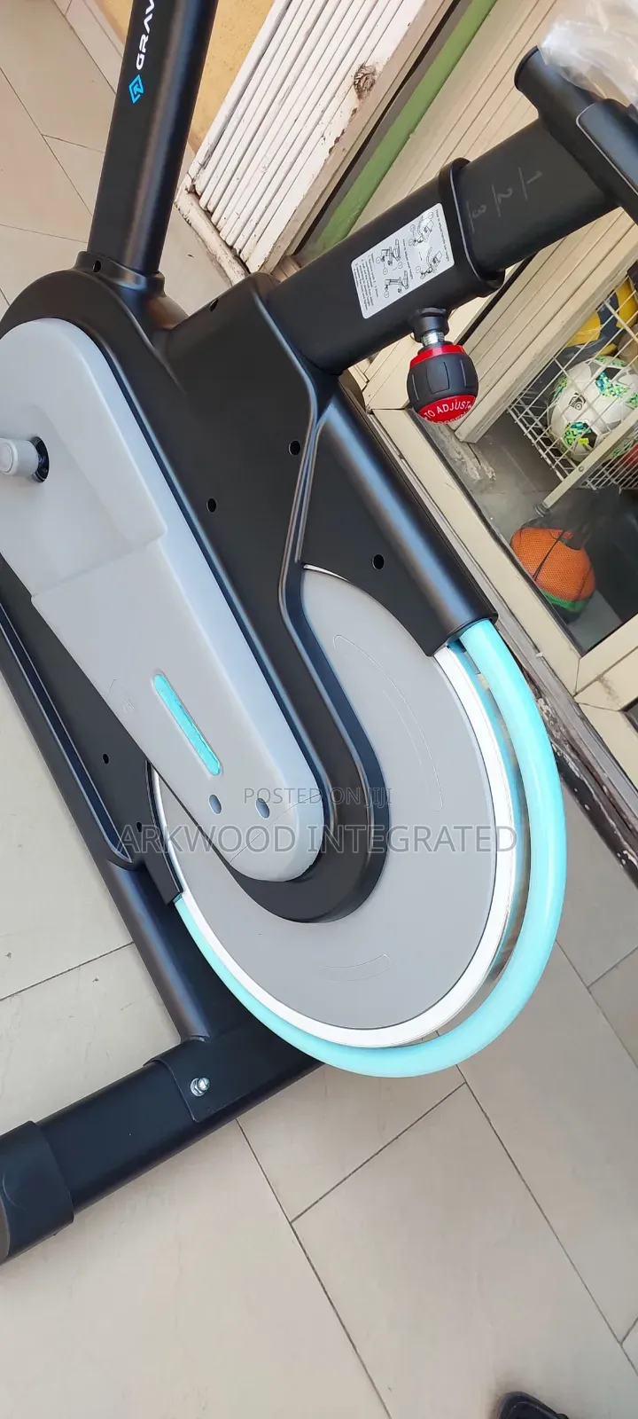 GRAVITY FITNESS Spinnig Bike 130kg User Weight