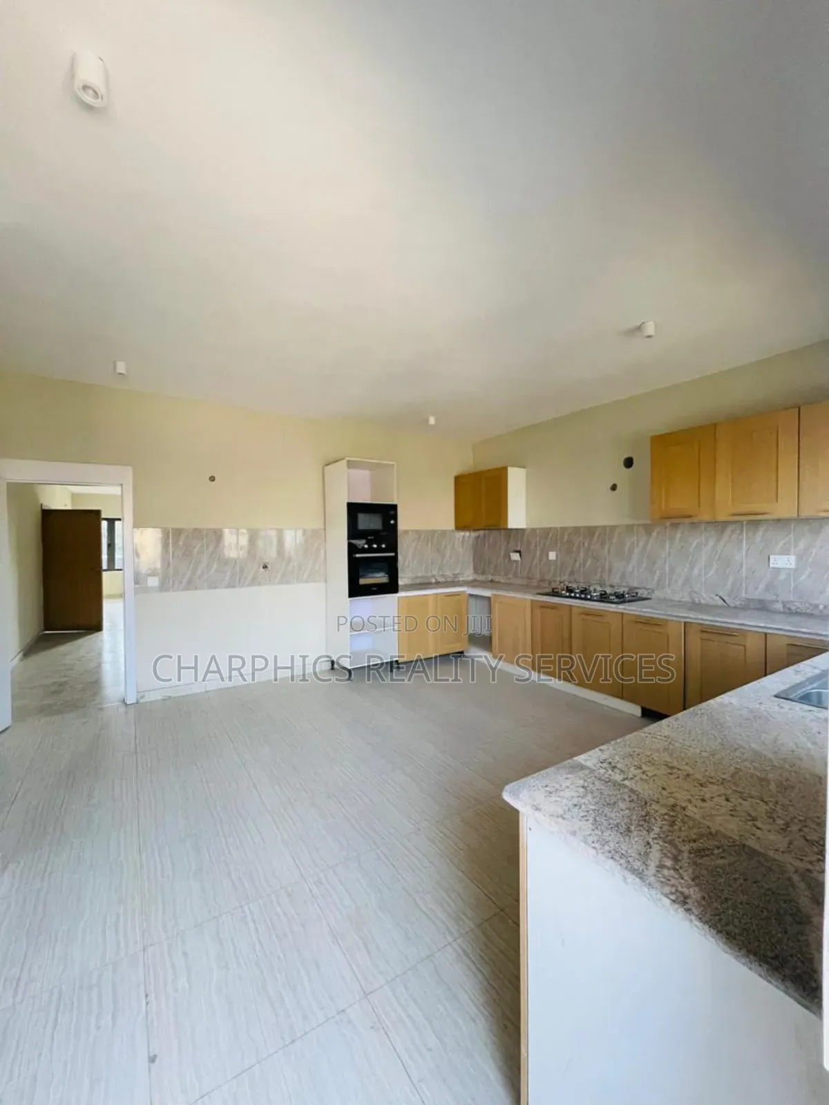 1bdrm Apartment in Surulere for sale