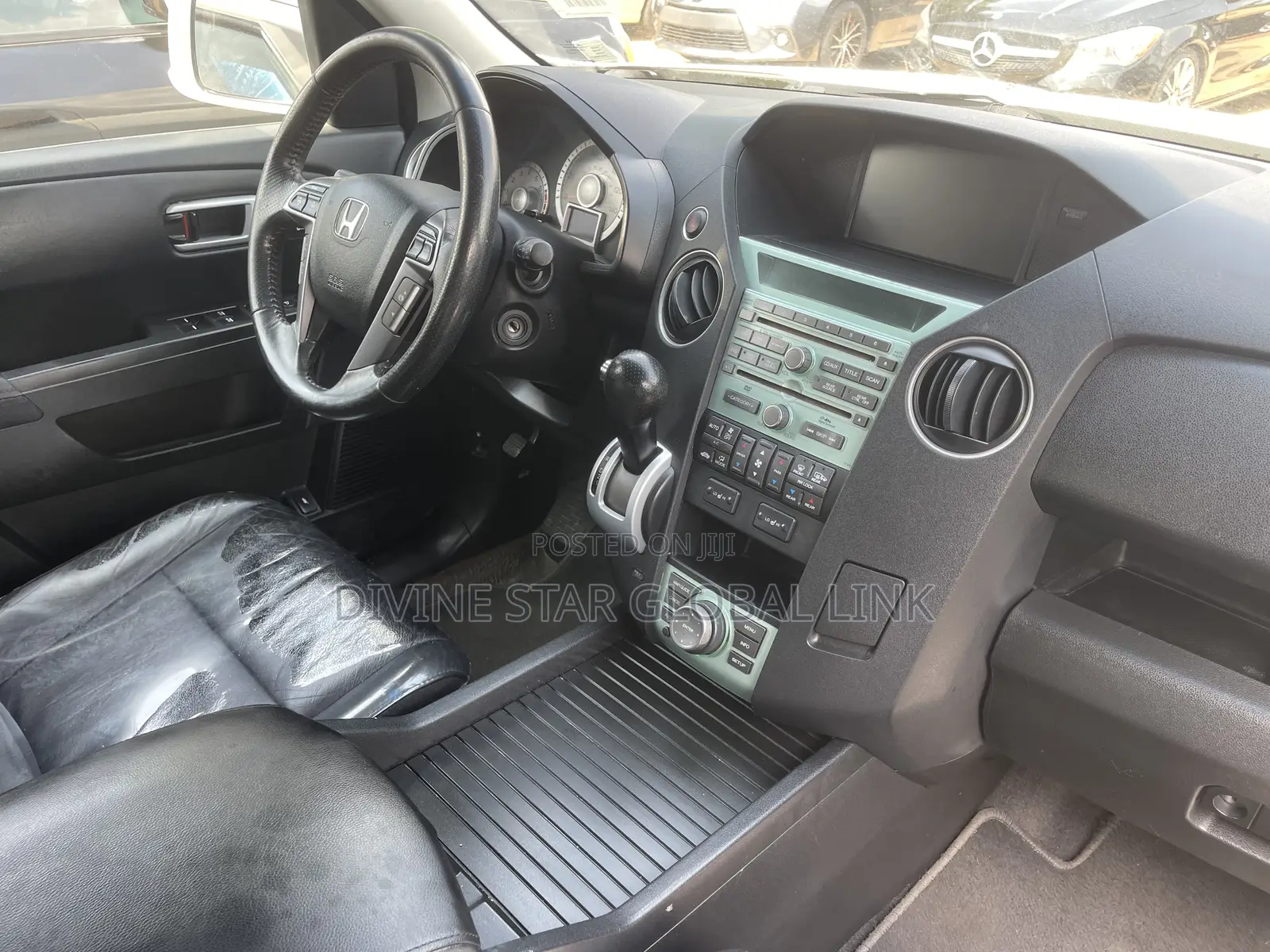 Honda Pilot 2011 White