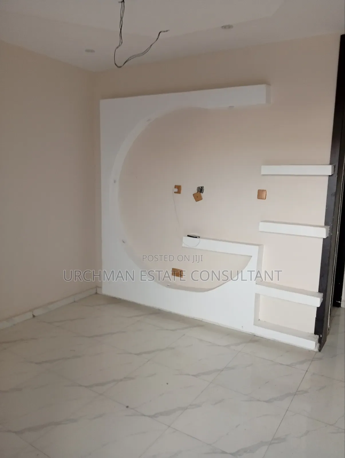 Furnished 2bdrm Apartment in 7Th Avenue Festac for rent