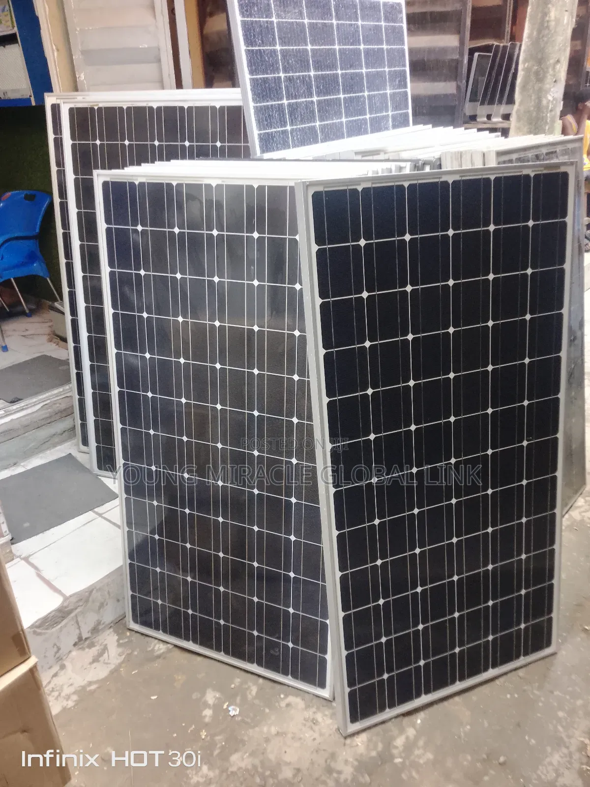 Jinko Mono Solar Panel 300watts/72cells
