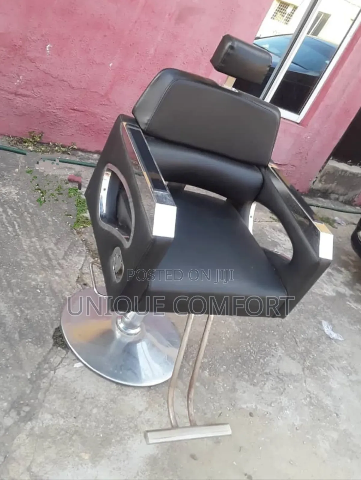 Imported Executive Salon Rolling Recliner Stylish Chair