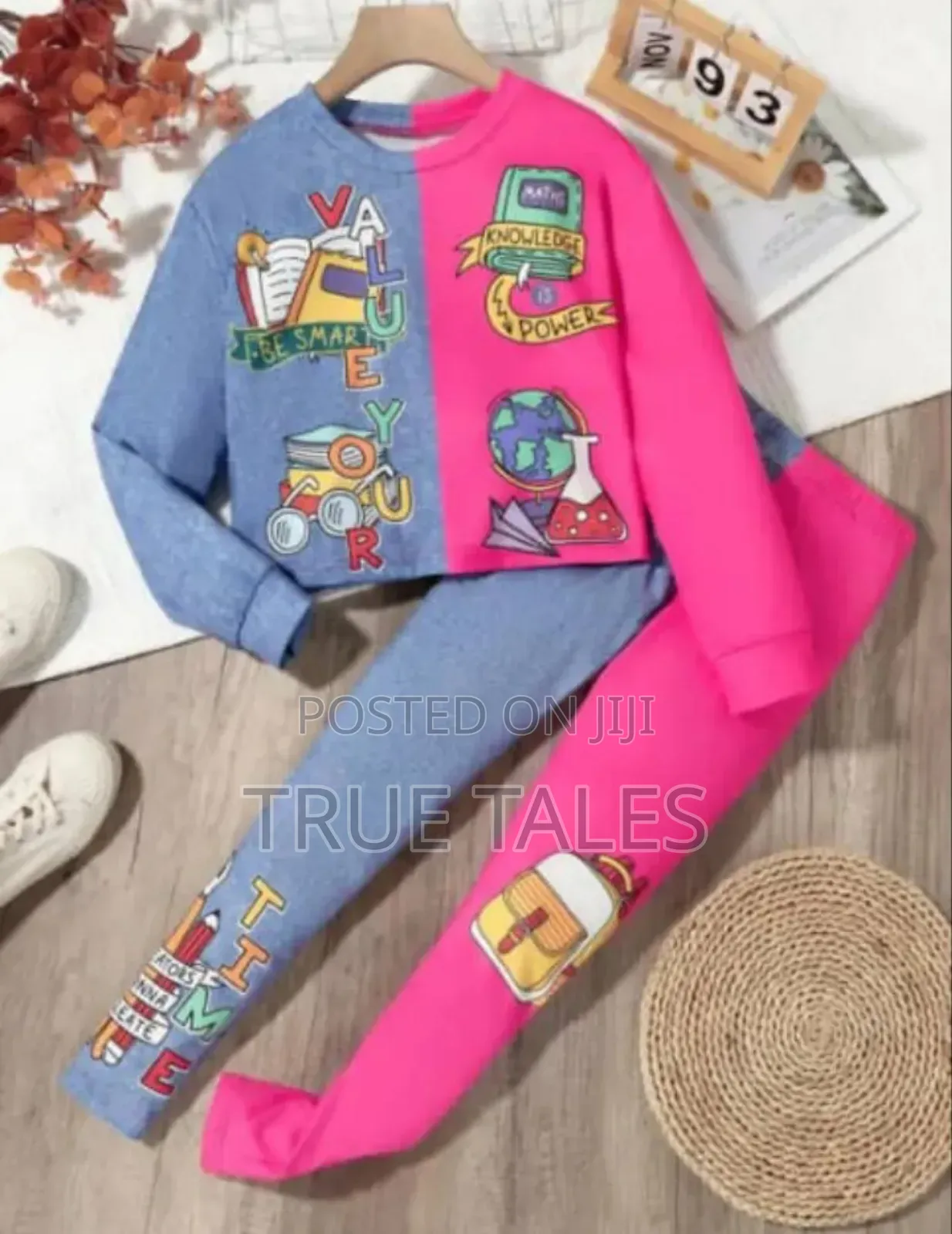 Girls Graphic Print Sweatshirt Contrast Print Leggings Set