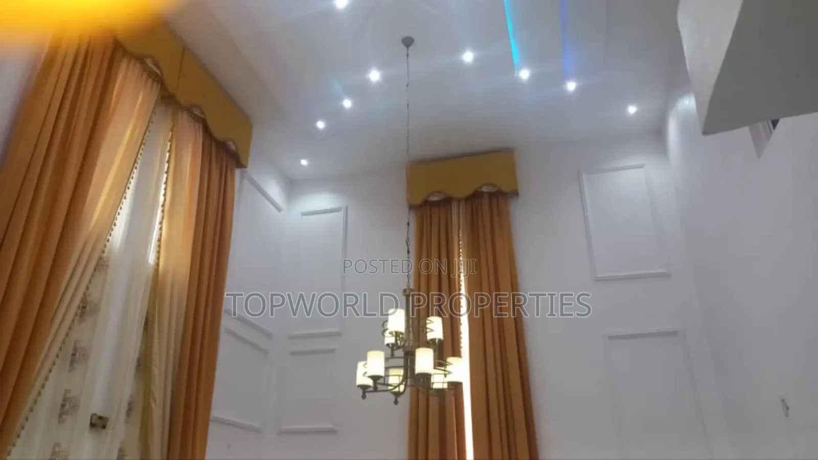 4bdrm Duplex In High Caste P And T For Sale