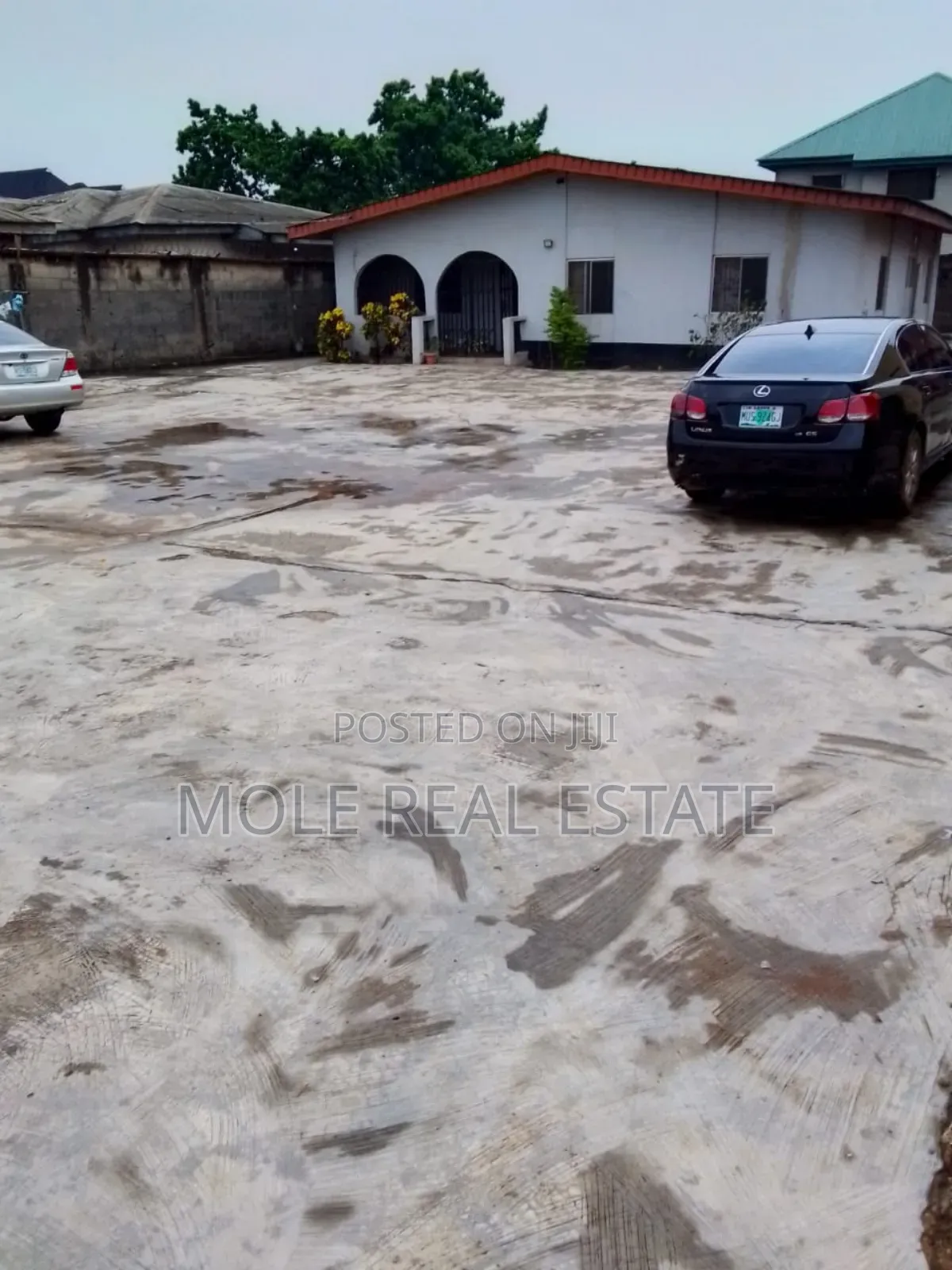 Luxery 7 Flats 4 Sale At Oremeji Egbeda