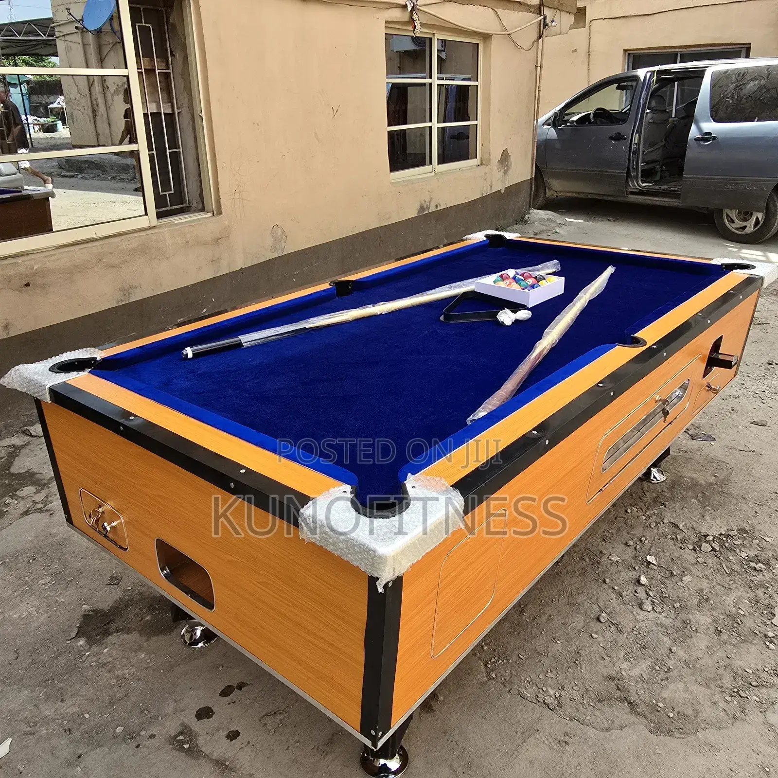 Coin-Operated Snooker Table: 7ft HDF Design