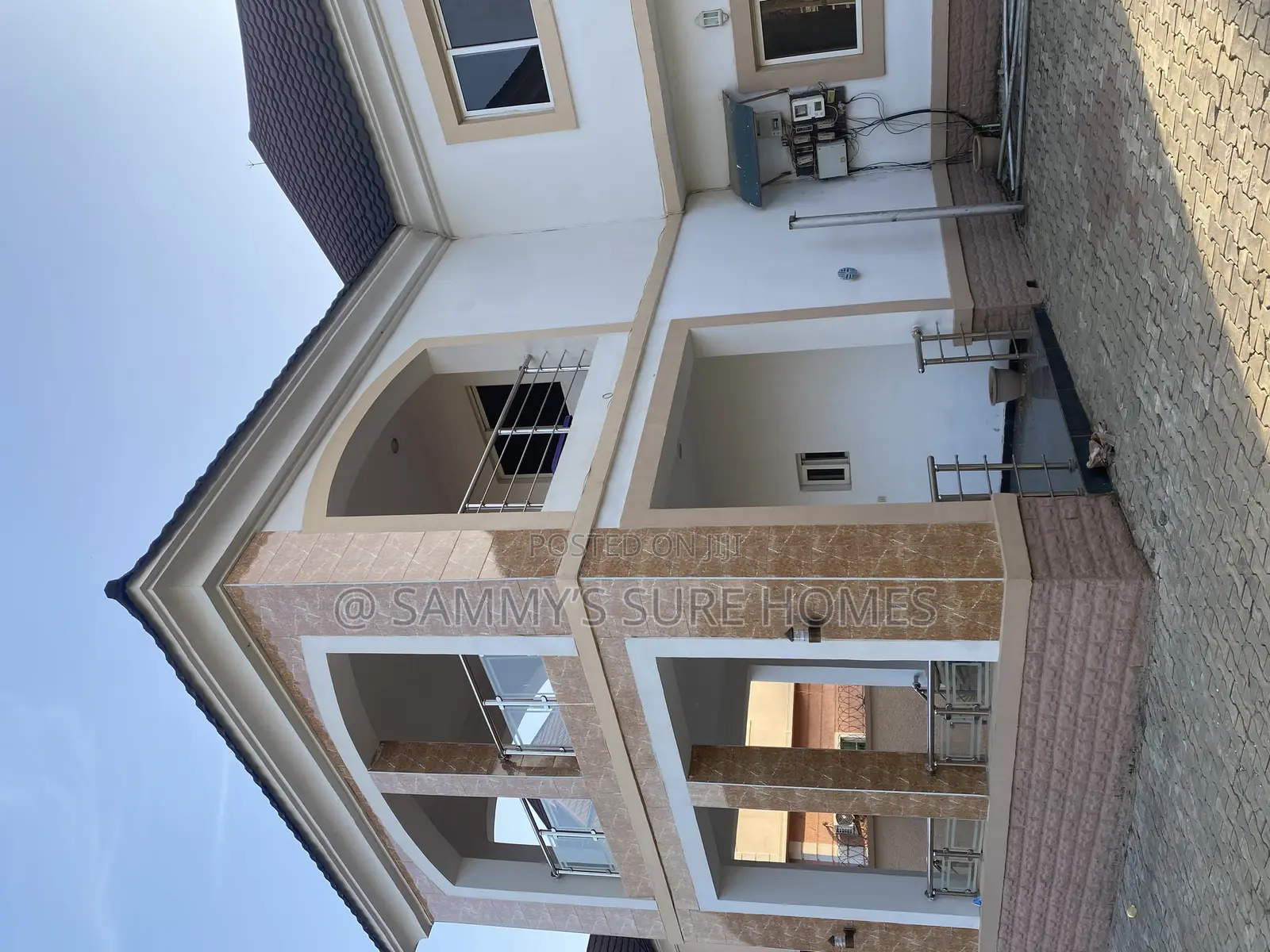5bdrm Duplex in Fyne Stone Estate, Gwarinpa for rent