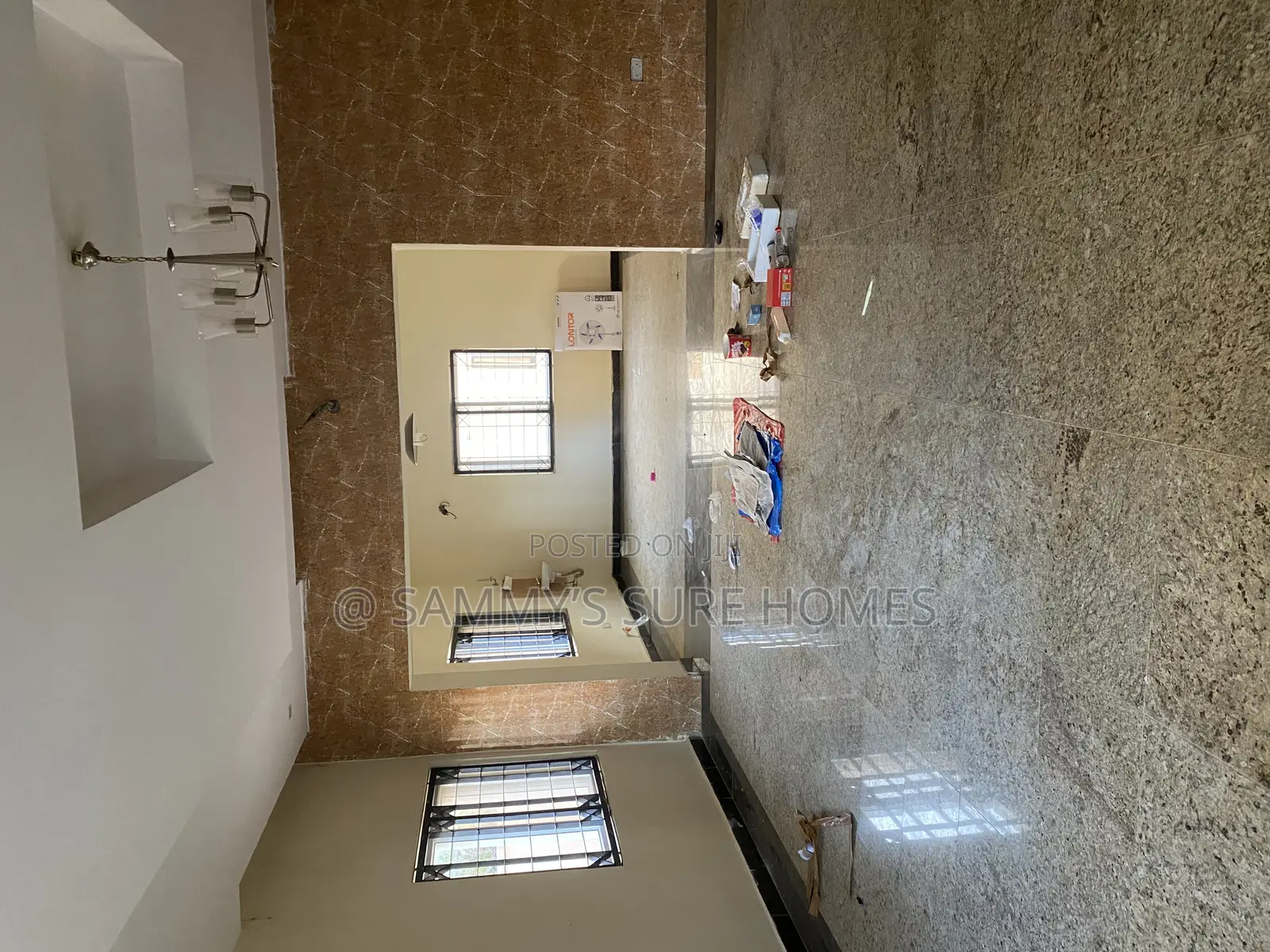 5bdrm Duplex in Fyne Stone Estate, Gwarinpa for rent