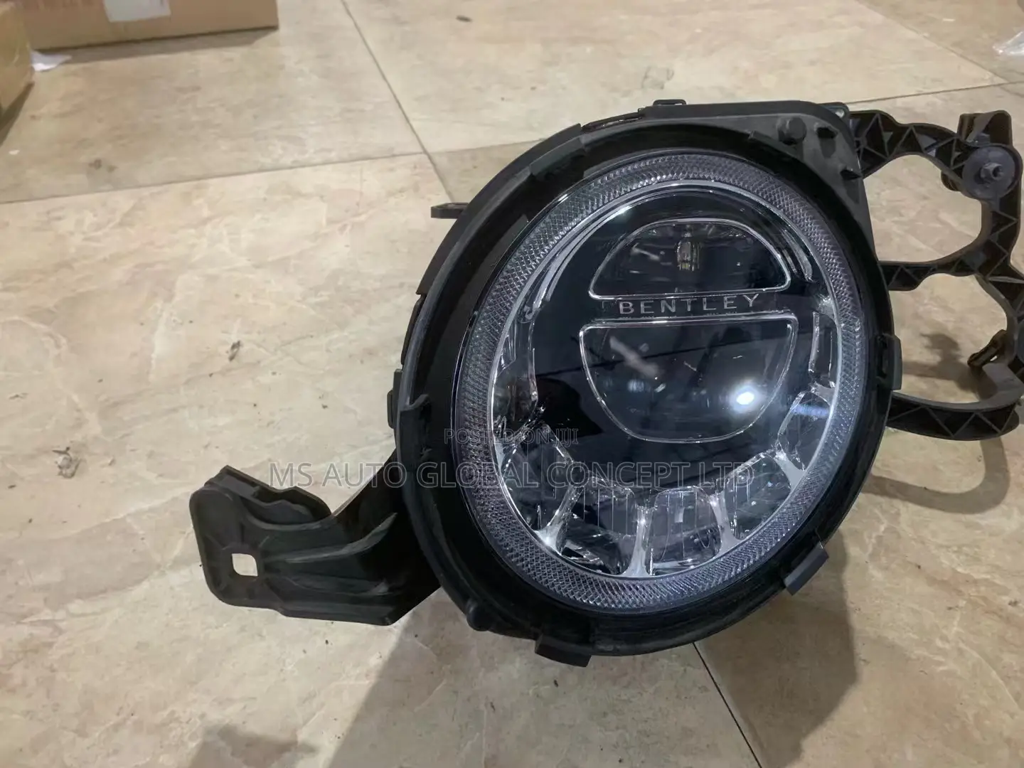 Bentley Bentyaga Headlights