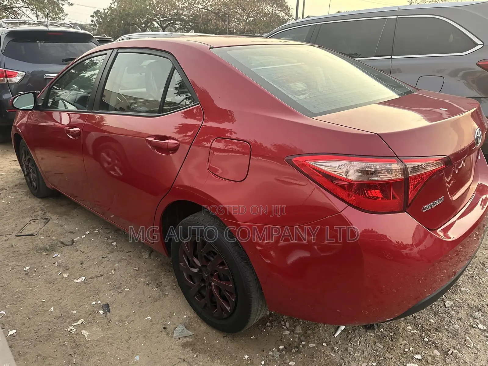 Toyota Corolla LE ECO 4dr Sedan (1.8L 4cyl CVT) 2017 Red