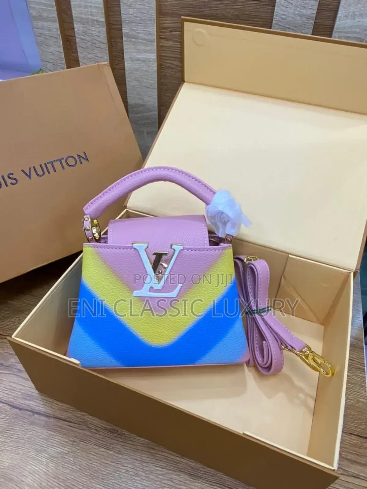 Just Unique Luxury Women Handbags Louis Vuitton Available