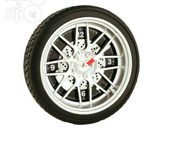 Glass Wheel Wall Clock Tyre Design Rubber Decoration Clock 50cm
