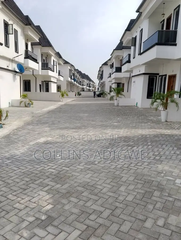 4bdrm Duplex in Harris Drive, VGC / Ajah for sale