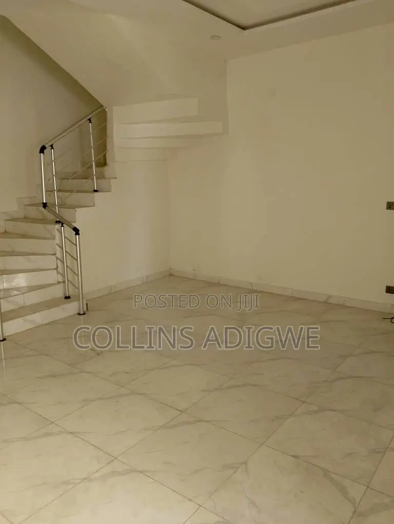 4bdrm Duplex in Harris Drive, VGC / Ajah for sale