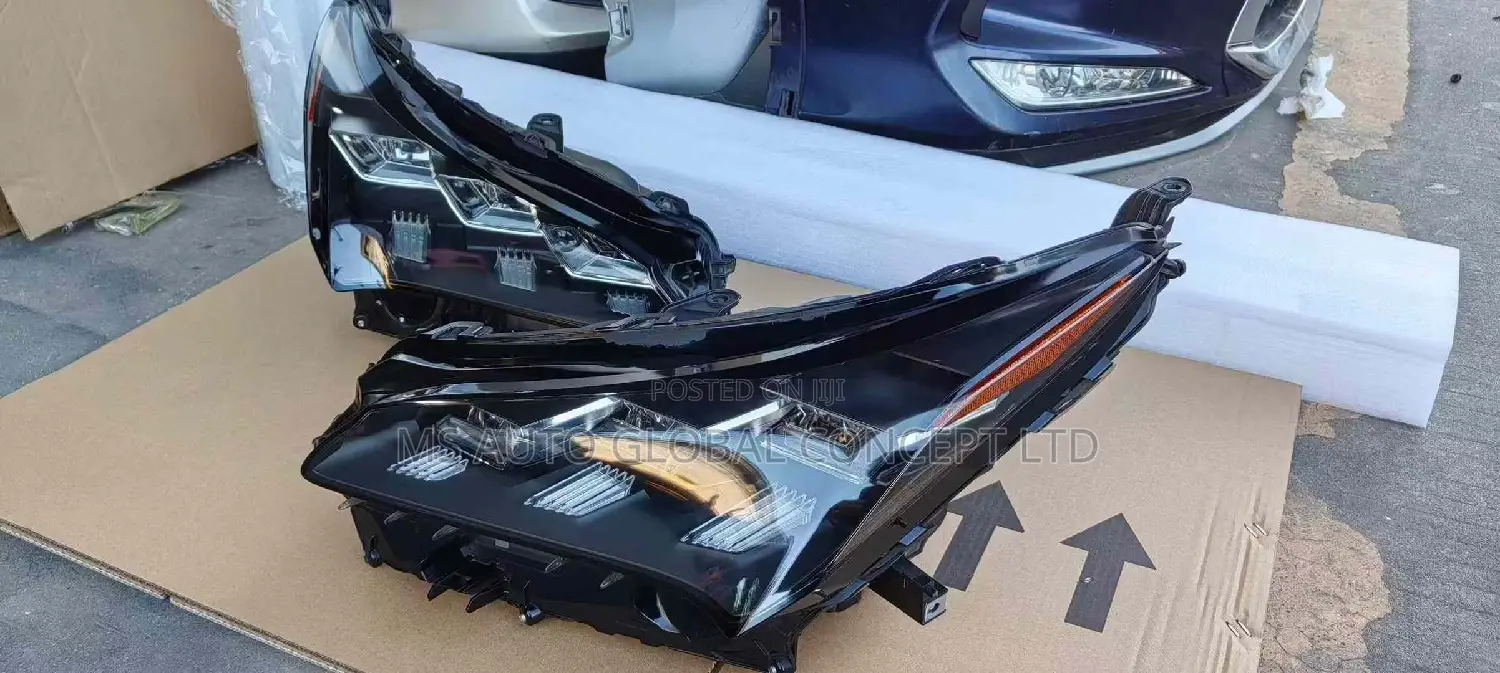 Lexus NX200 Headlights