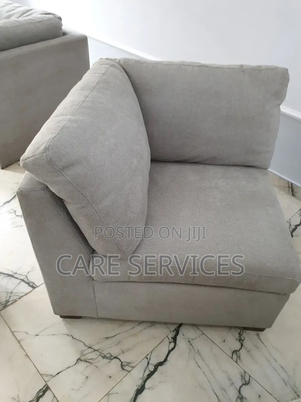 Sofa and Couch Cleaning Services for a Fresh New Look