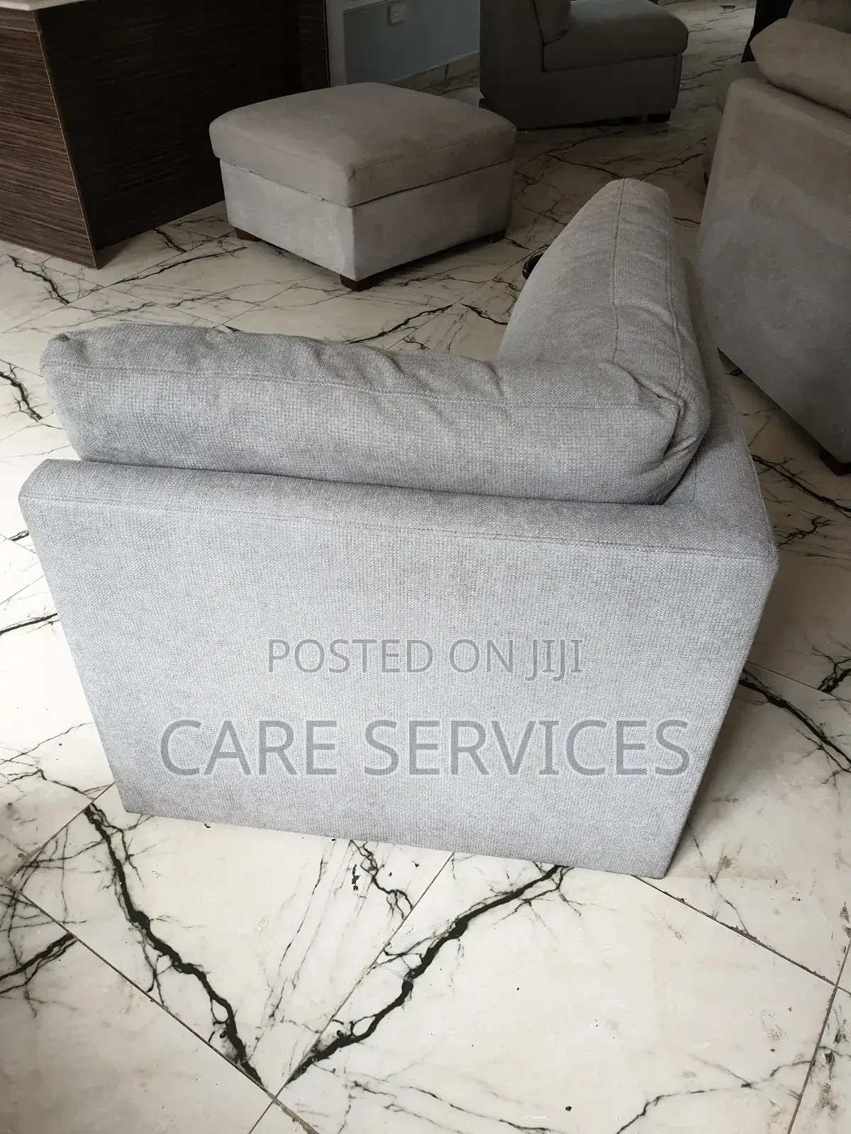 Sofa and Couch Cleaning Services for a Fresh New Look