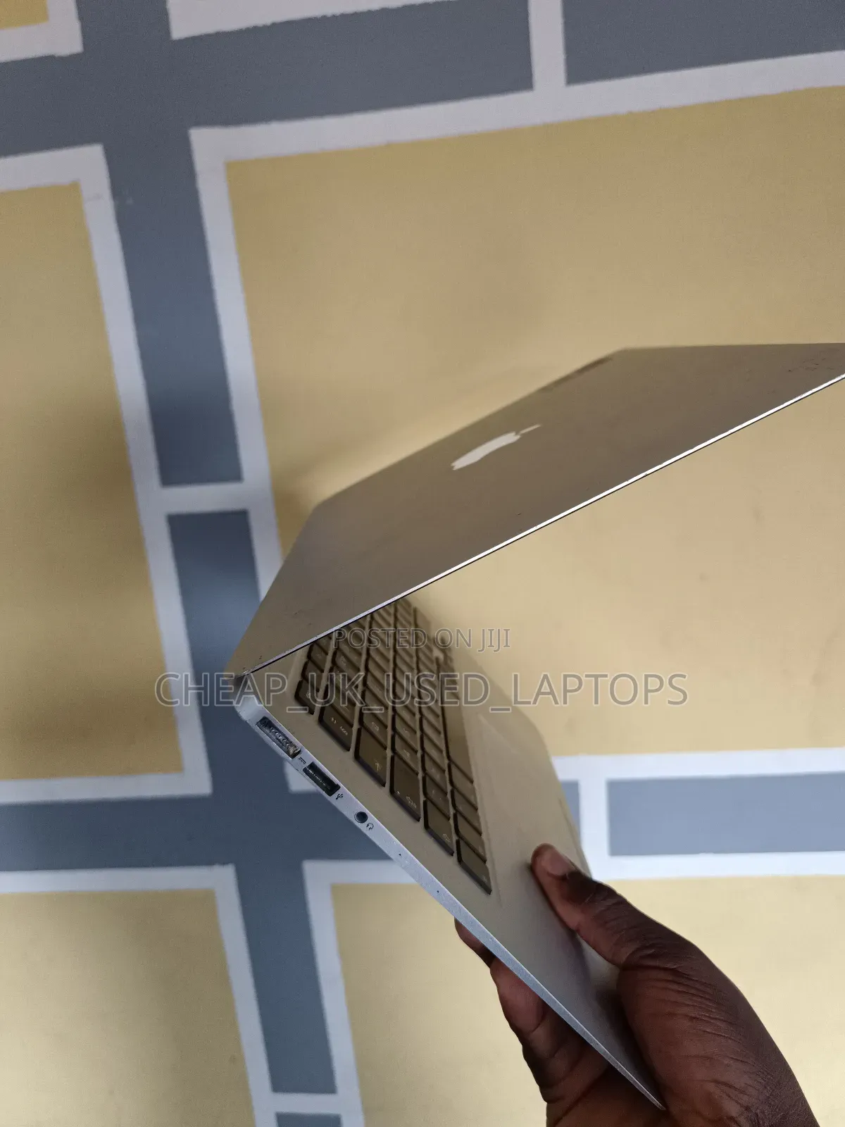 Laptop Apple MacBook Air 2015 8GB Intel Core I7 SSD 128GB
