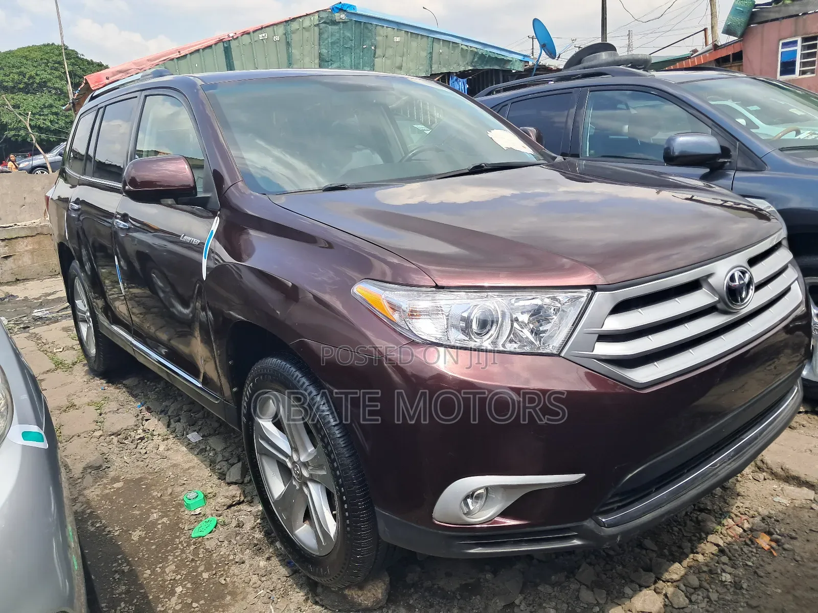 Toyota Highlander Limited 3.5l 4WD 2013 Red