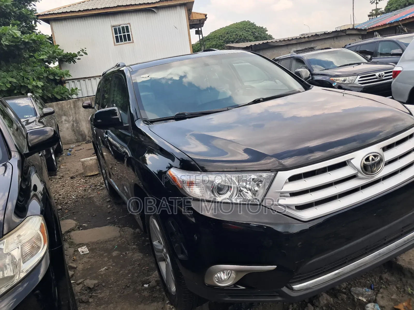Toyota Highlander Limited 3.5l 4WD 2013 Black