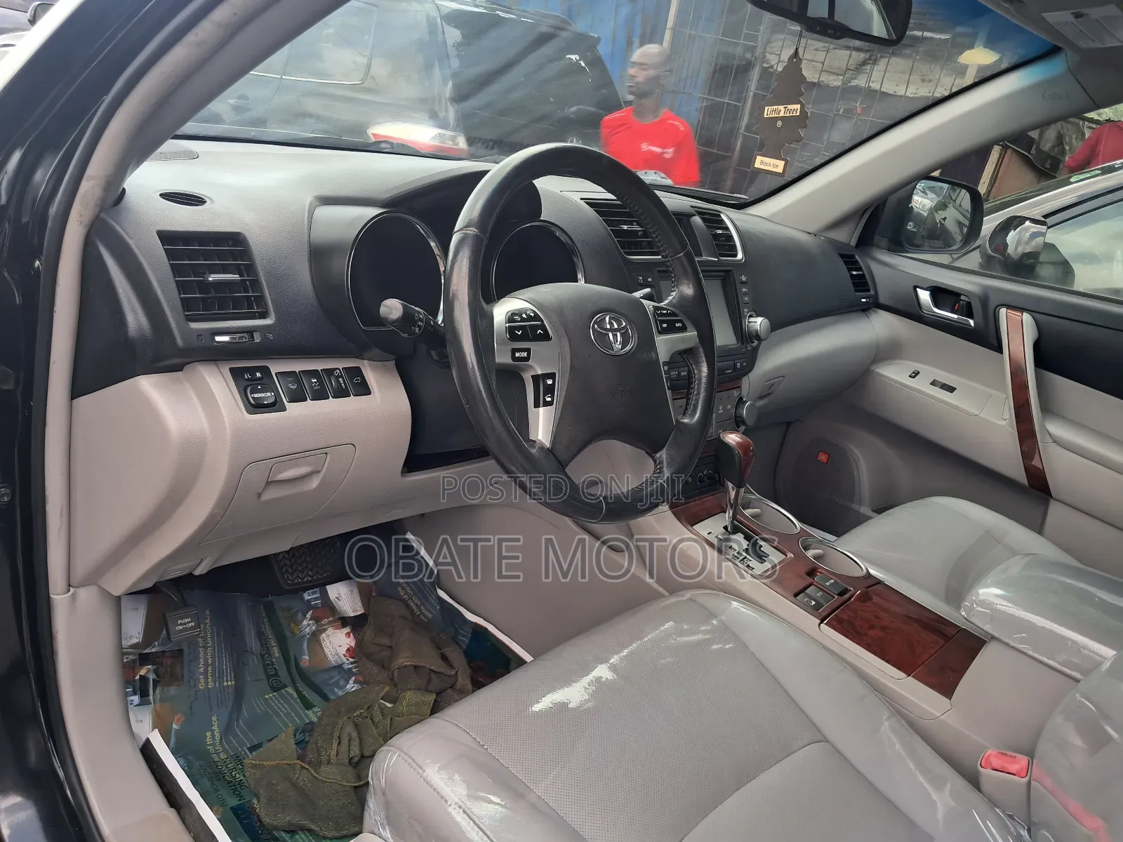 Toyota Highlander Limited 3.5l 4WD 2013 Black