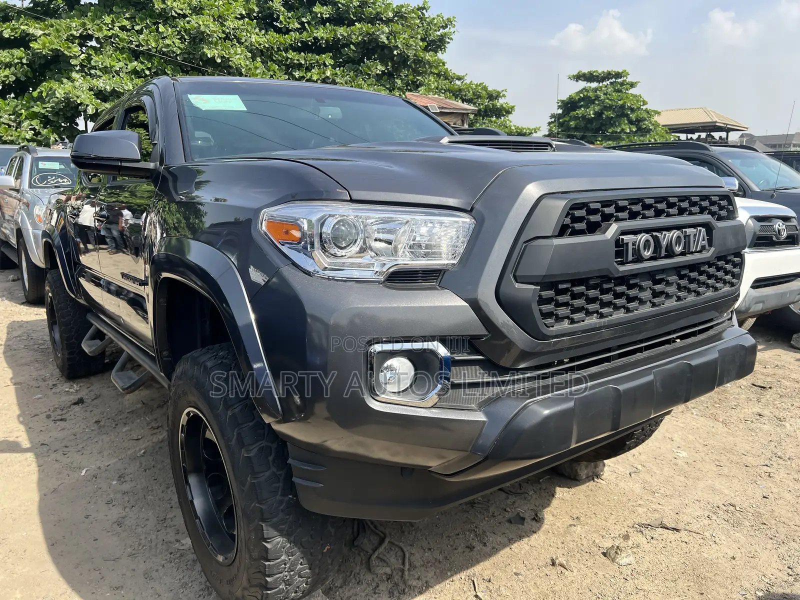 Toyota Tacoma 4dr Double Cab 2016 Black