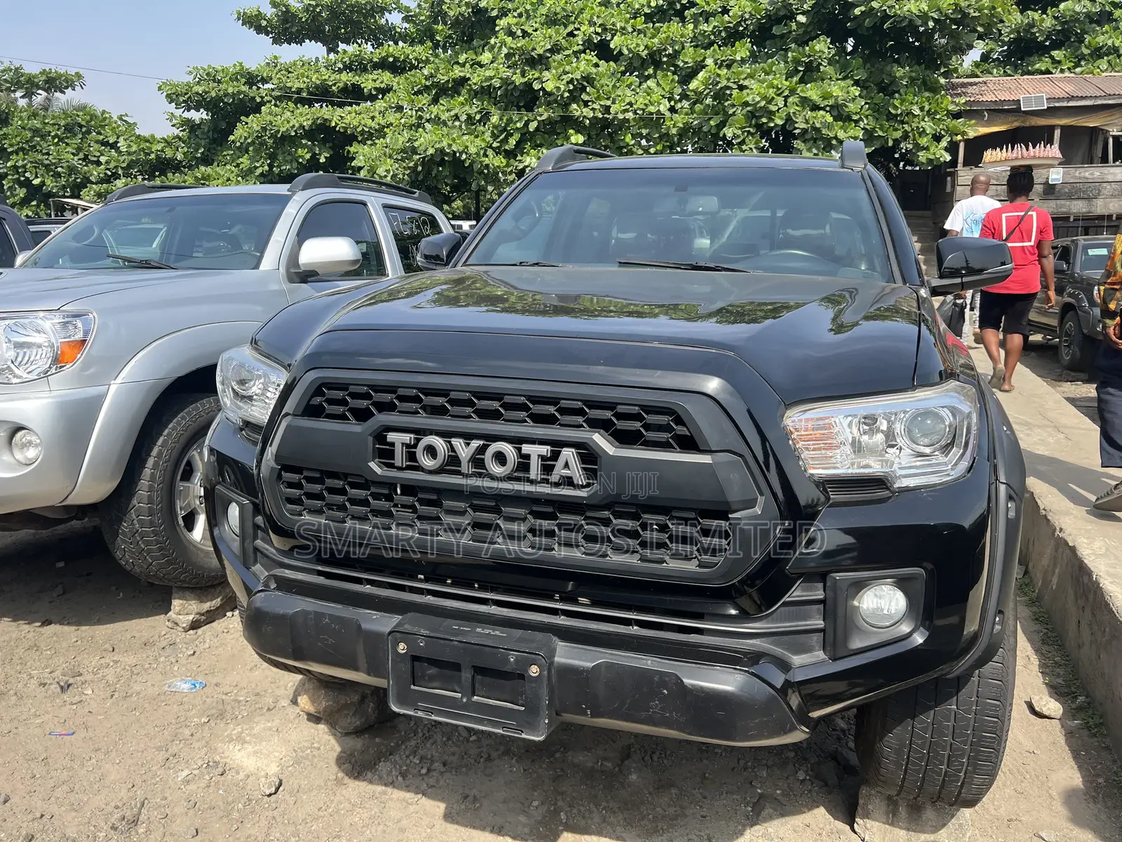 Toyota Tacoma 2018 Black