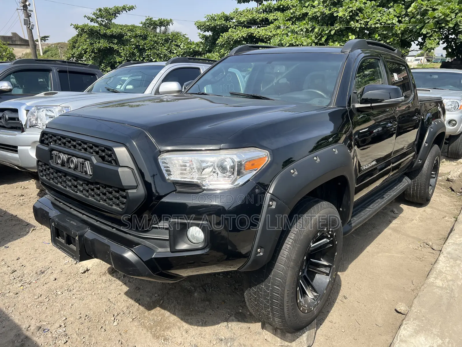 Toyota Tacoma 2018 Black