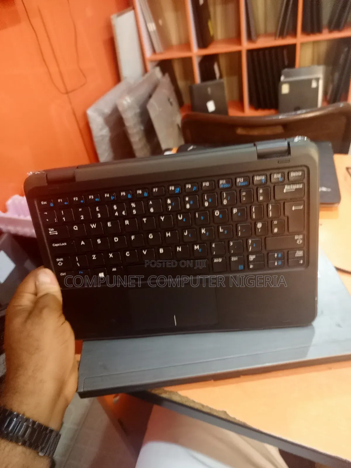 Laptop Dell Latitude 11 3190 4GB Intel Celeron SSD 256GB