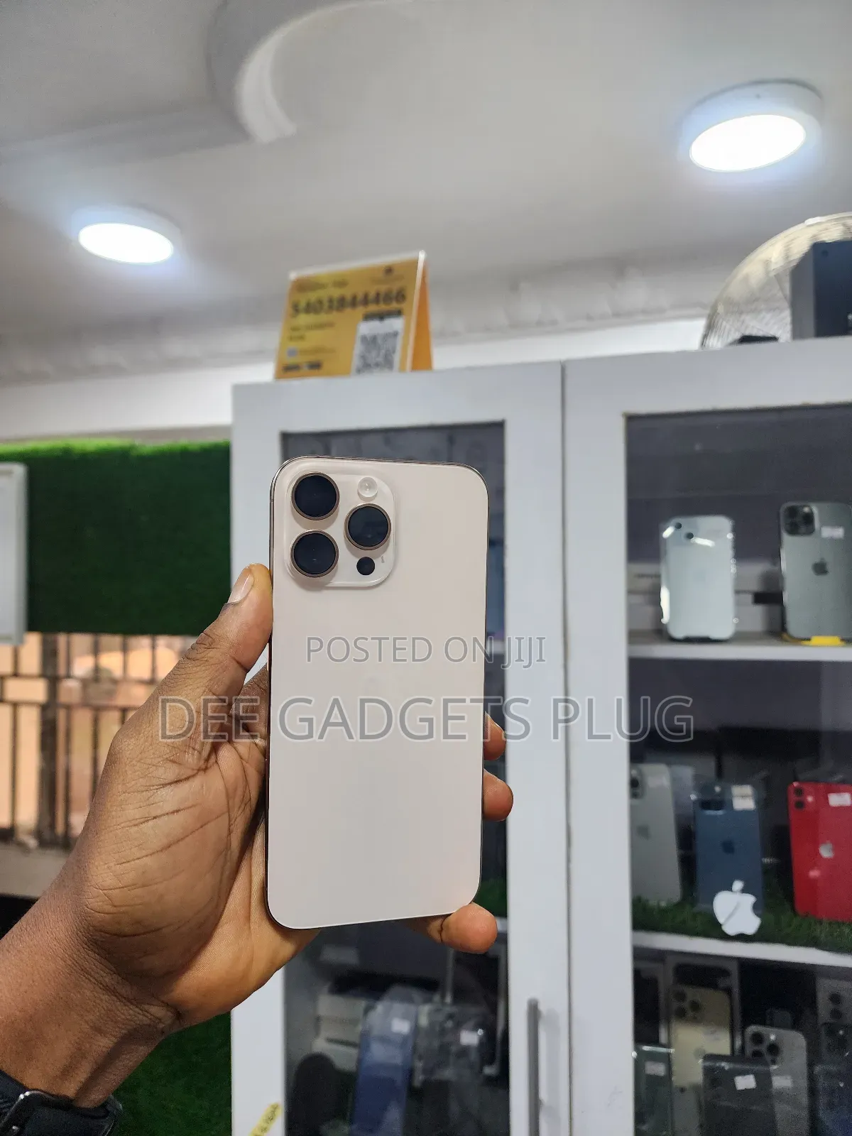 Apple iPhone 16 Pro Max 256 GB White