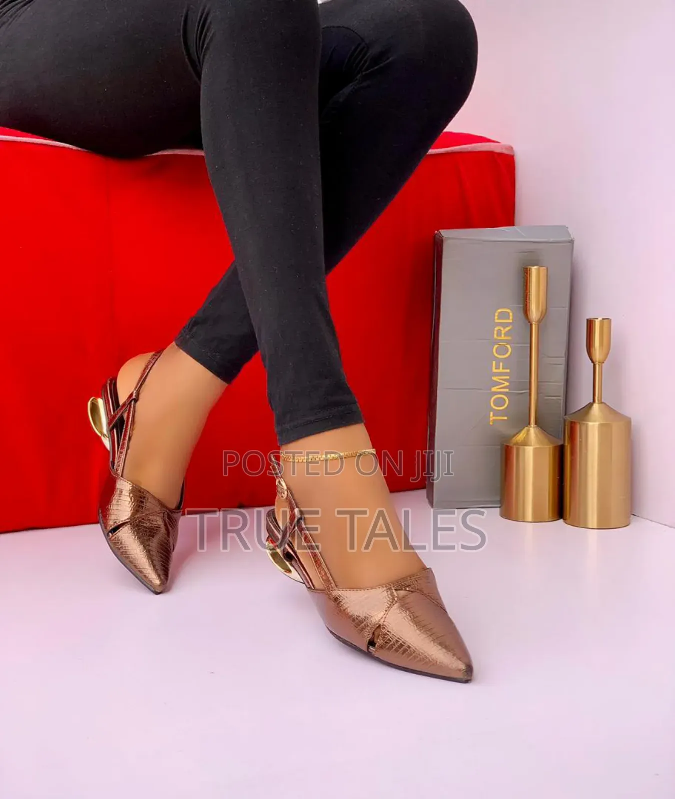 TOMFORD Sleek Ladies Flat Gleamy Sandals Sizes 37 to 43