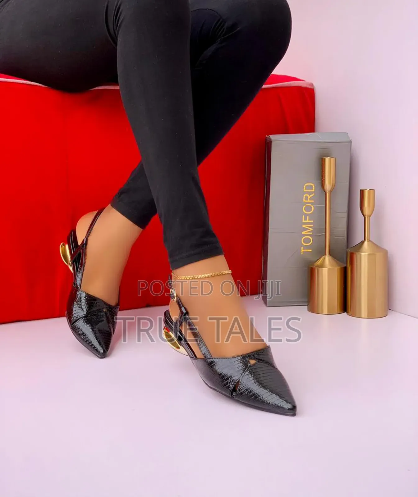 TOMFORD Sleek Ladies Flat Gleamy Sandals Sizes 37 to 43