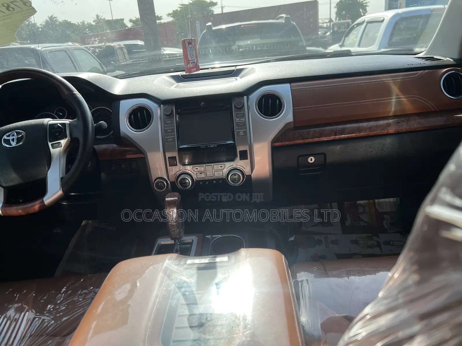 Toyota Tundra 2018 Brown