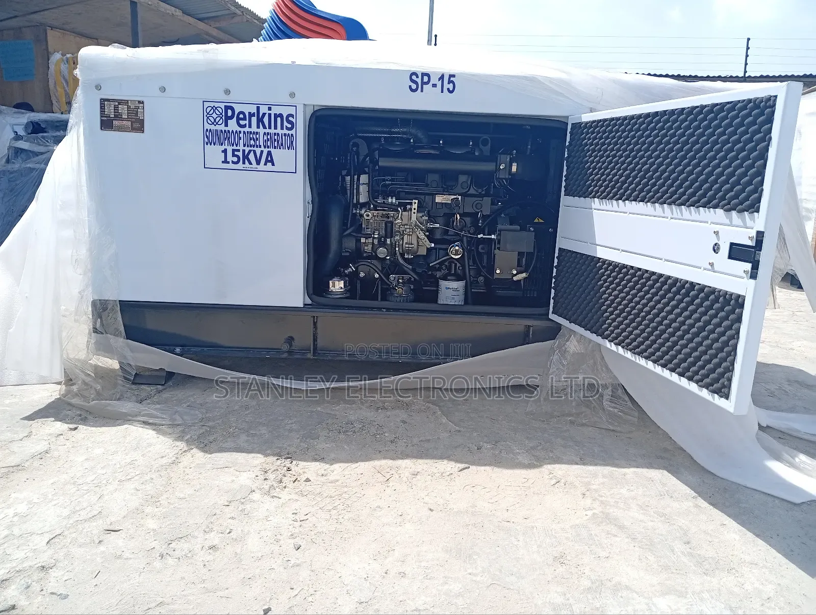 Super Silent 15kva Perkins Soundproof Generator Diesel