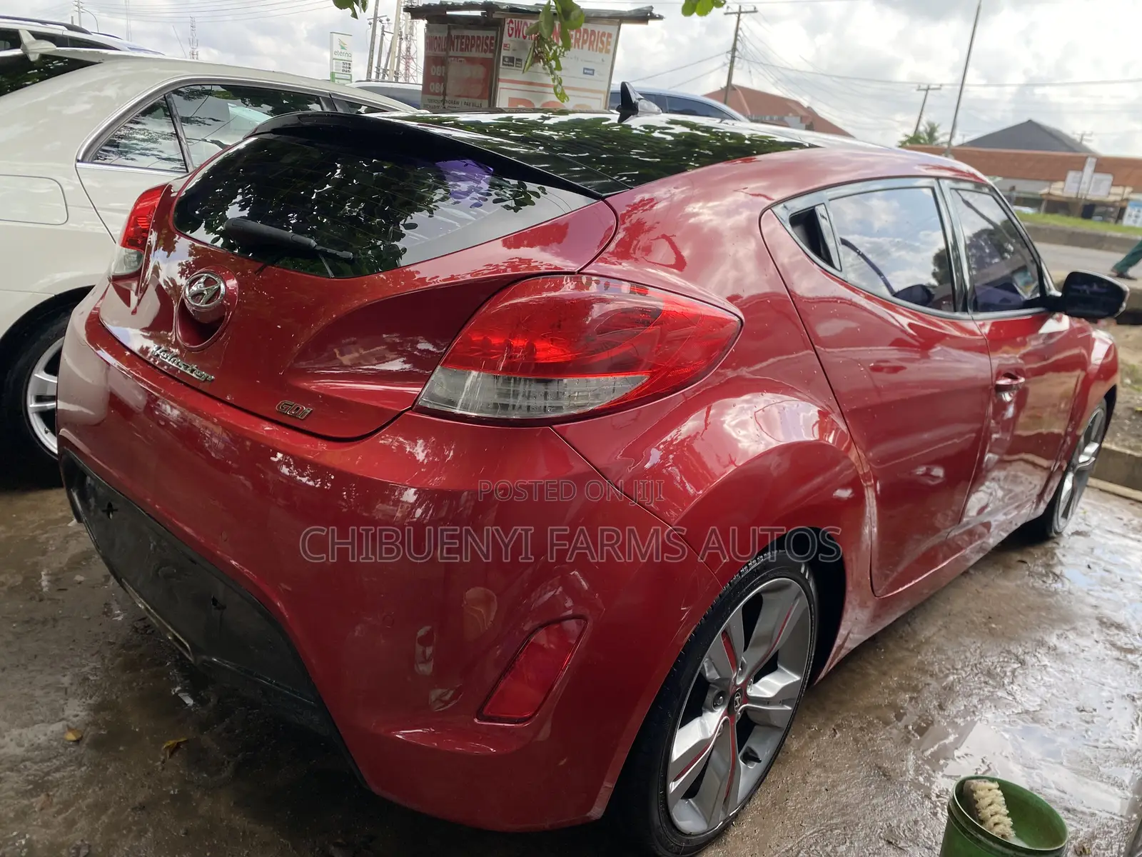 Hyundai Veloster 2011 Red