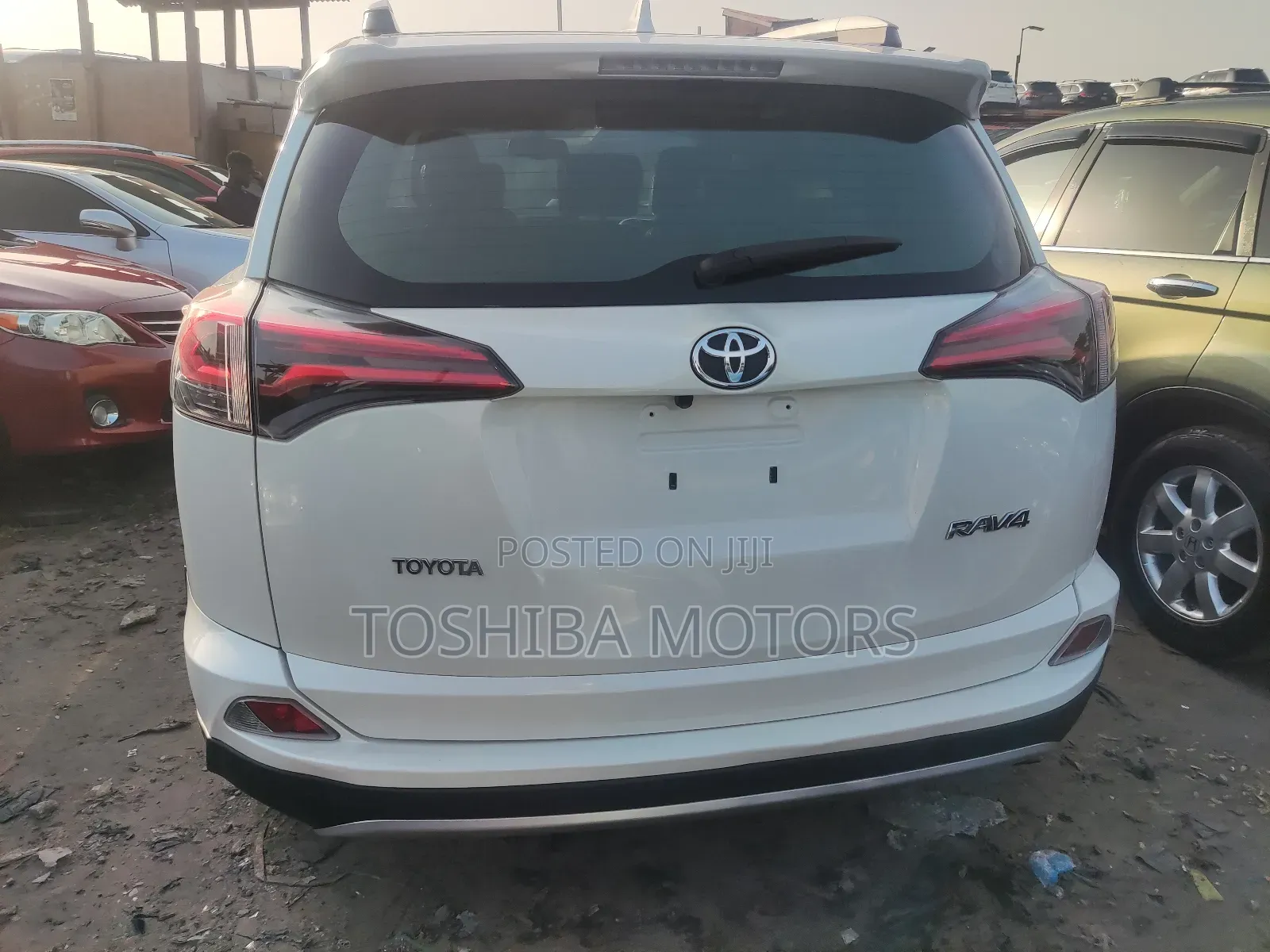 Toyota RAV4 2018 White