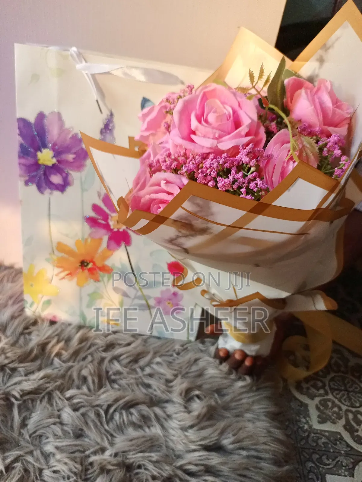 Scented Pink Roses With Baby Breath Flowers
