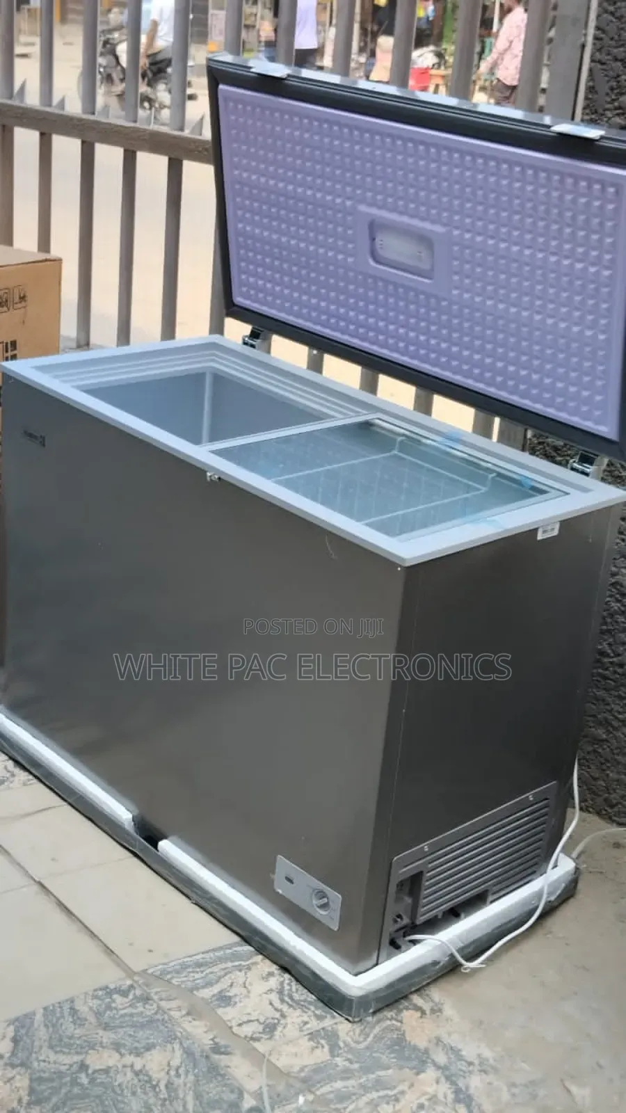 Scanfrost Inverter Freezer 300 L Fast Performance > 2 Yrs