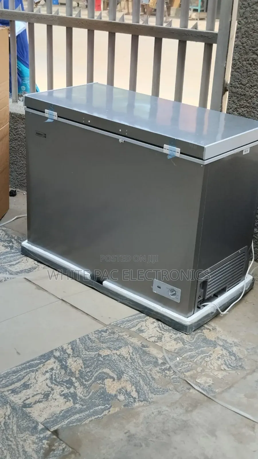 Scanfrost Inverter Freezer 300 L Fast Performance > 2 Yrs
