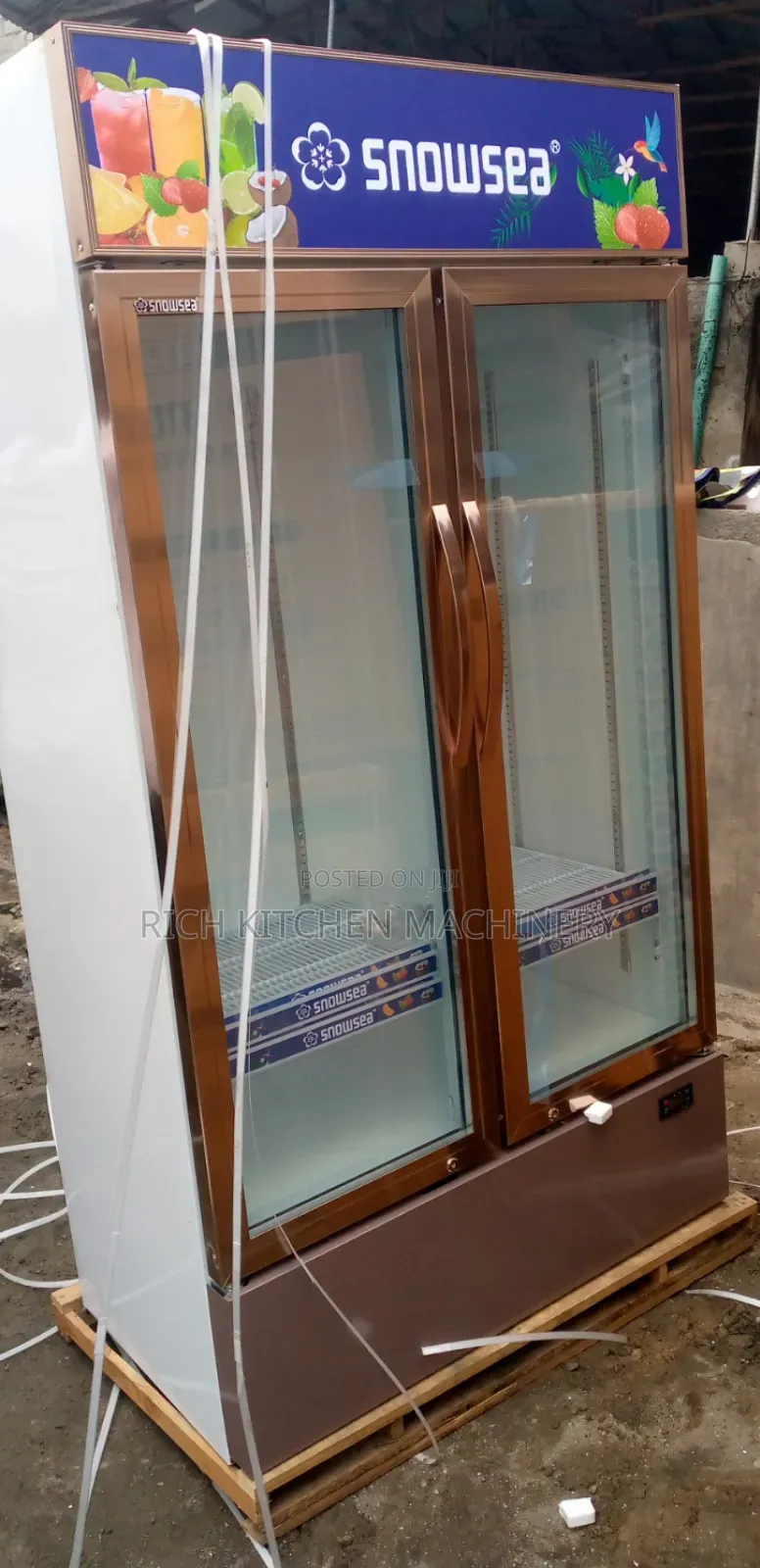 Double Door Display Chiller