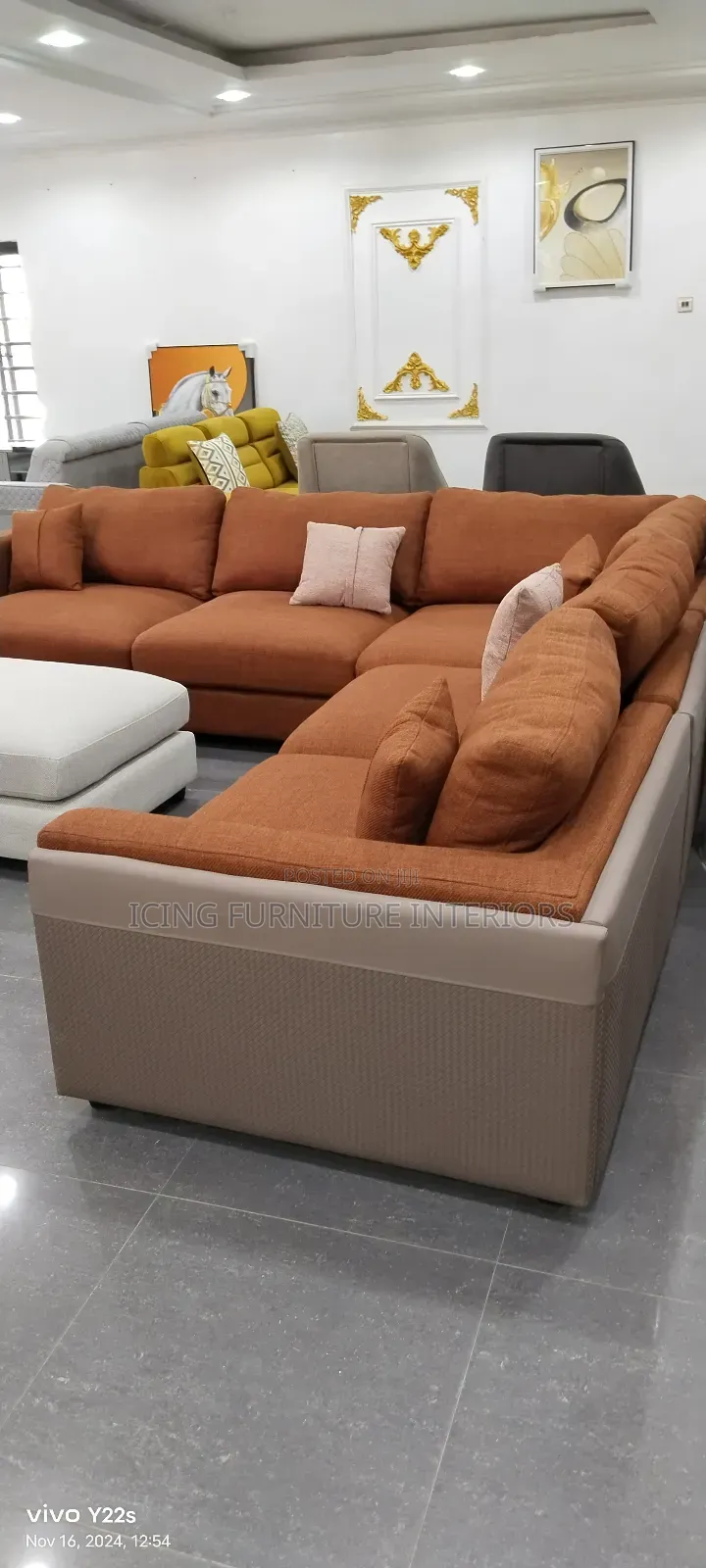 Imported L-Shaped Turkey Chair