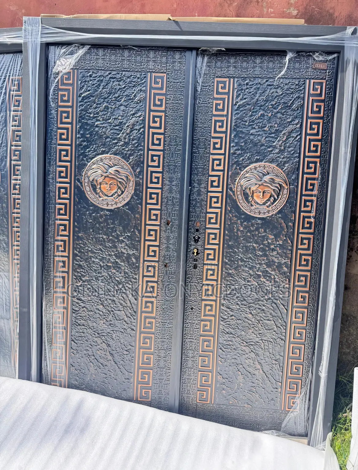 7ft by 5ft Copper Cast (Versace Head Design)