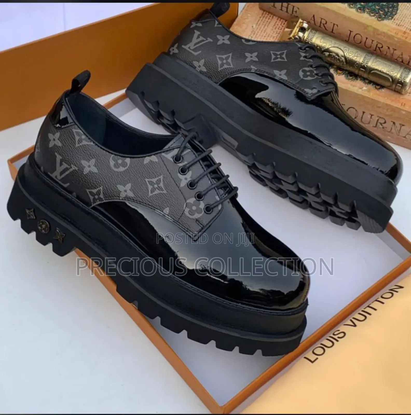 Men's Louis Vuitton Leather/Glossy Lace Up Shoes
