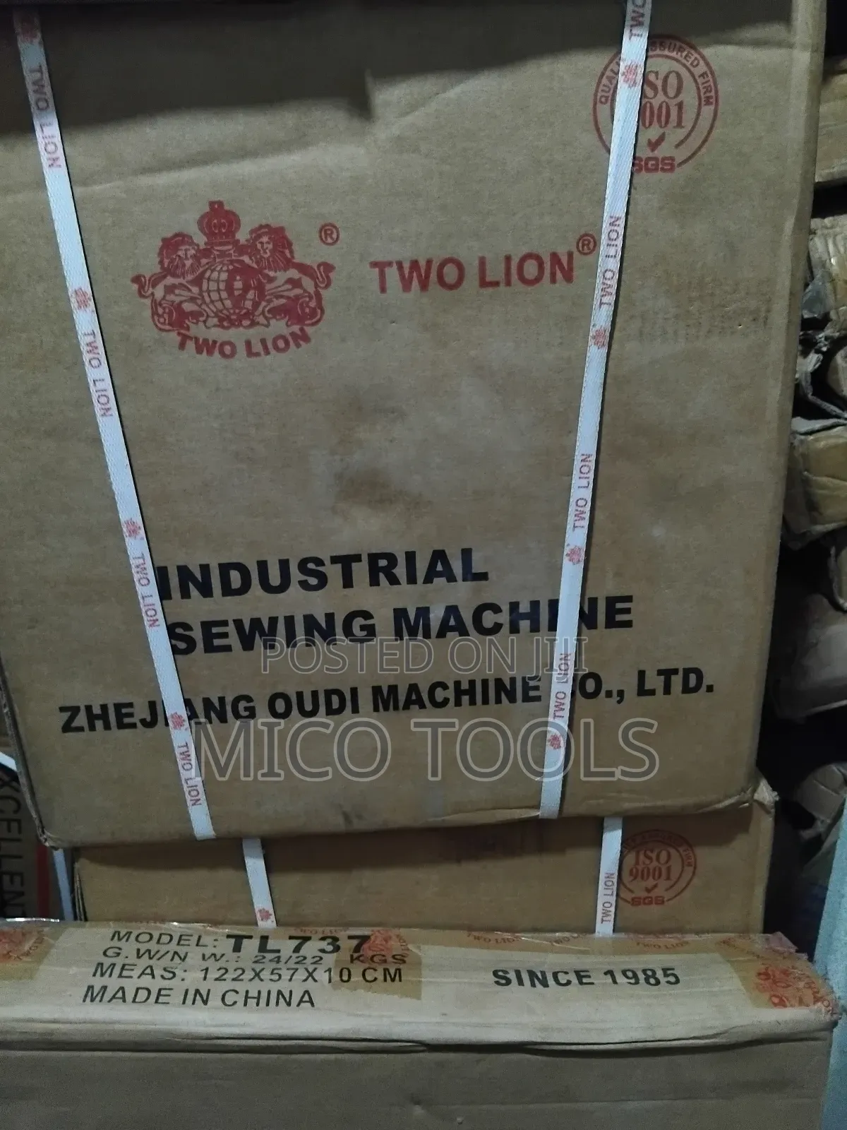 2 Lion Industrial Sewing Machine