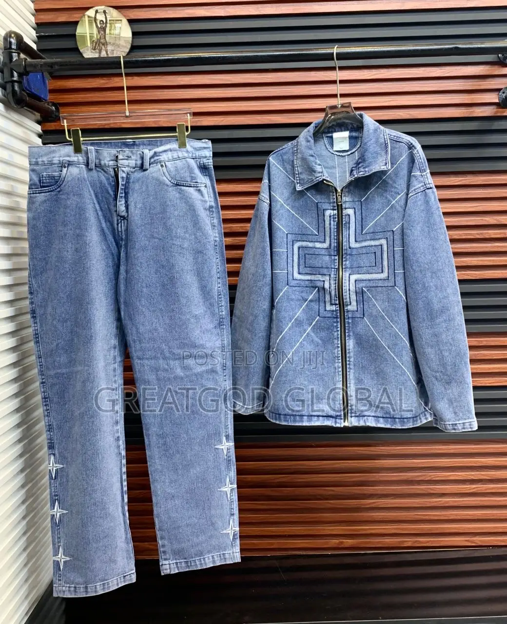 Luxury and Quality Jeans Up and Down Designer